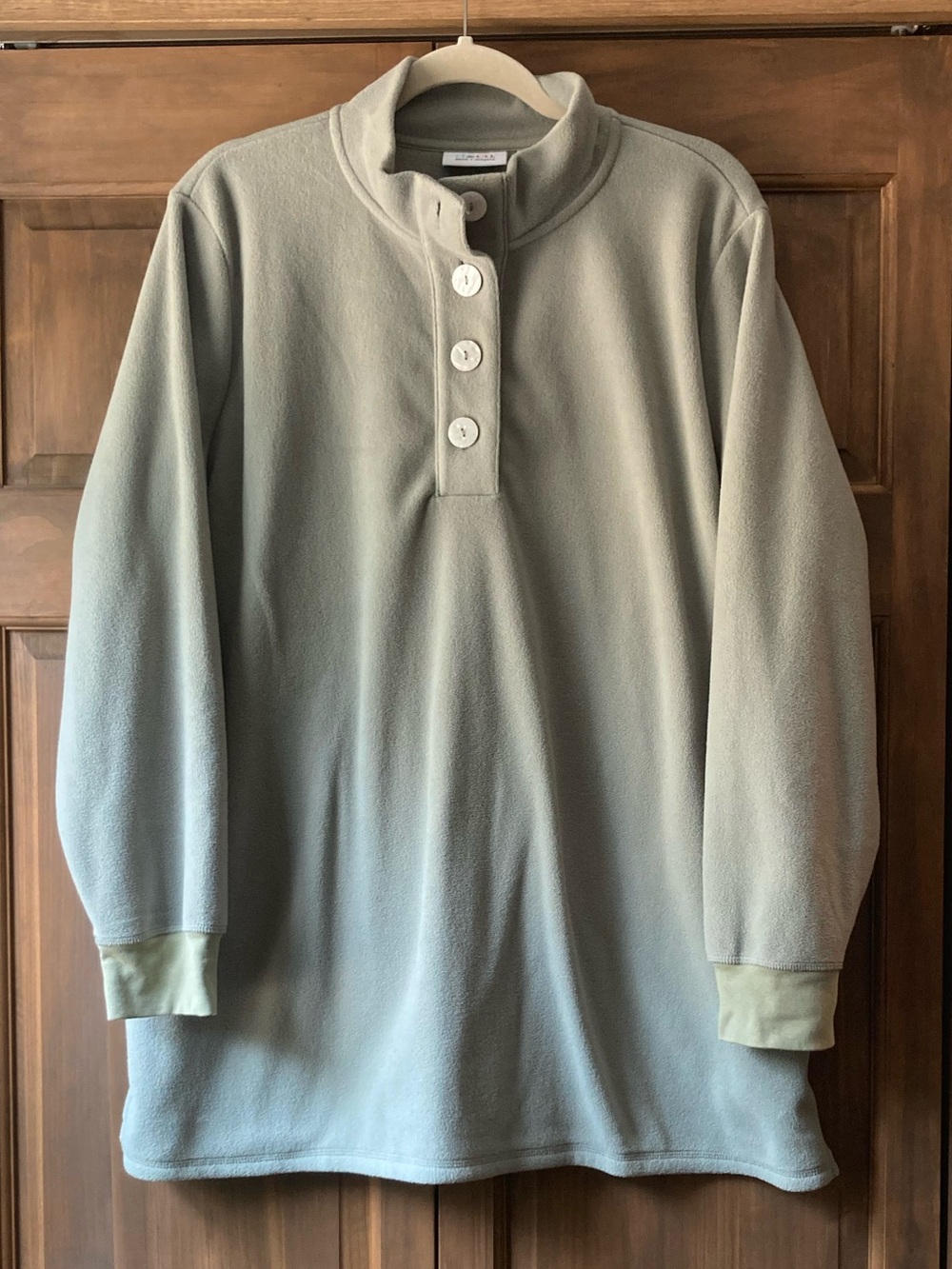 D&Co. Sage Green Fleece Partial-Button Sweatshirt XL